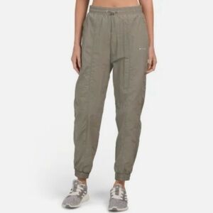 WILO The Label NWT Sage Green Parachute Jogger Pants Size XS